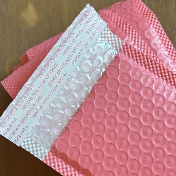 Pink Bubble Mailers 4.25 x 6 folded Set of 10 - Picture 3 of 7